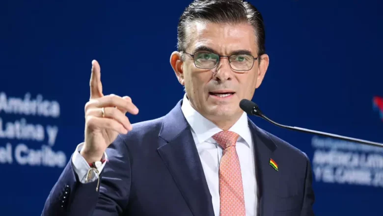 Paz y Milei acuerdan cumbres empresariales para potenciar sectores productivos de ambos países