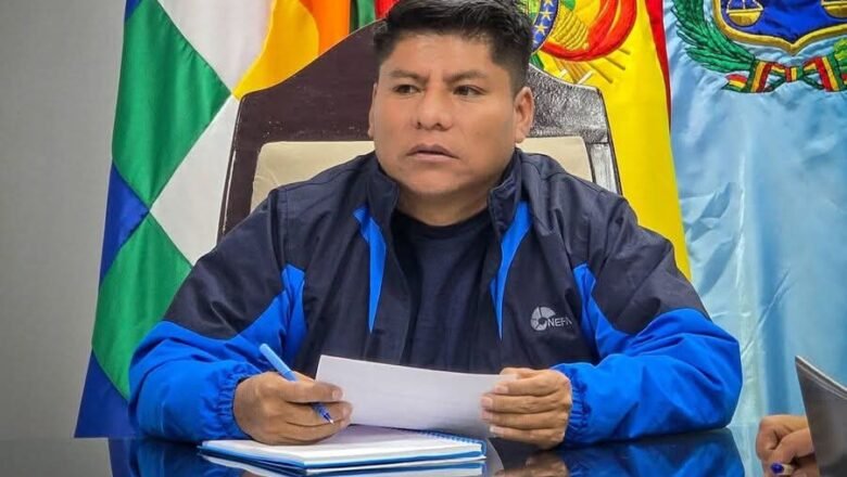 Cochabamba: Denuncian a Leonardo Loza por uso indebido de una ambulancia