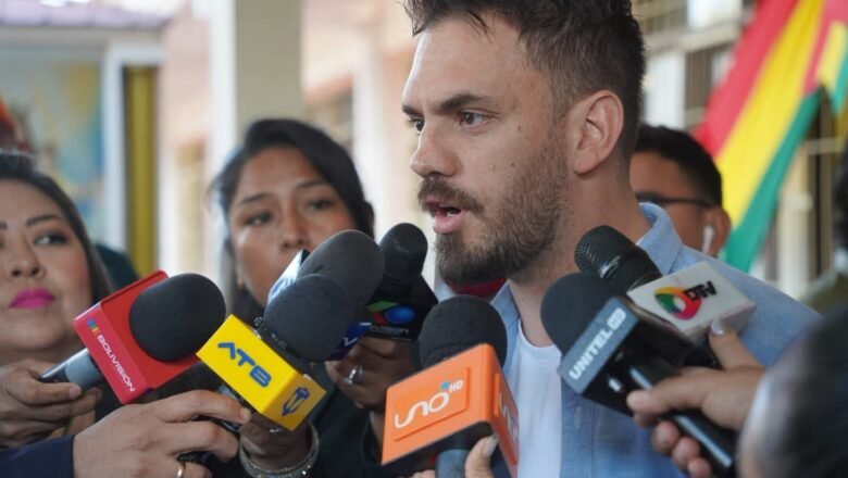 Eduardo del Castillo pide a Rodrigo Paz dar un paso al costado y cuestiona su gestión