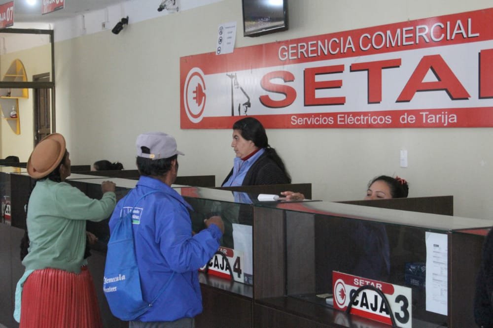 Parlamentarios de Tarija presentan proyecto de compensación energética