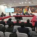 Alcaldes logran compromiso de mayor presupuesto para municipios en 2026