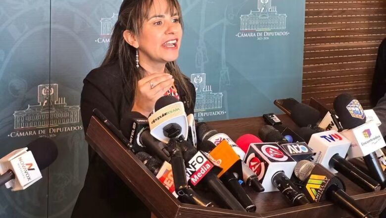 «Fiscal Urioste diga quien es el empresario que le pidió su currículum para postular en la ALP, sea honesto»
